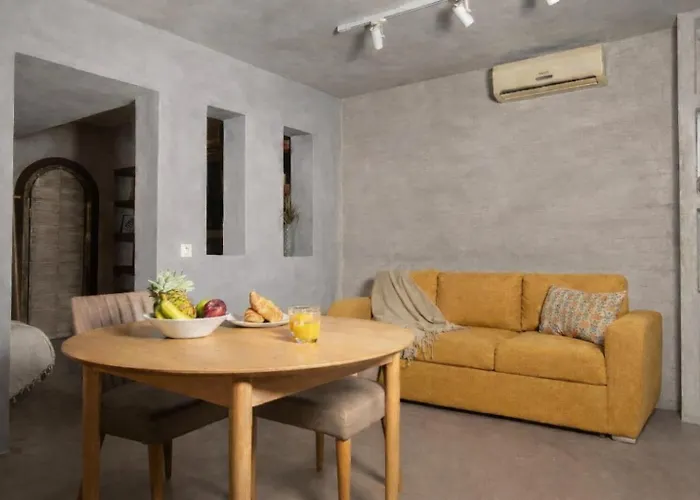 Apartment Secret Nest *
